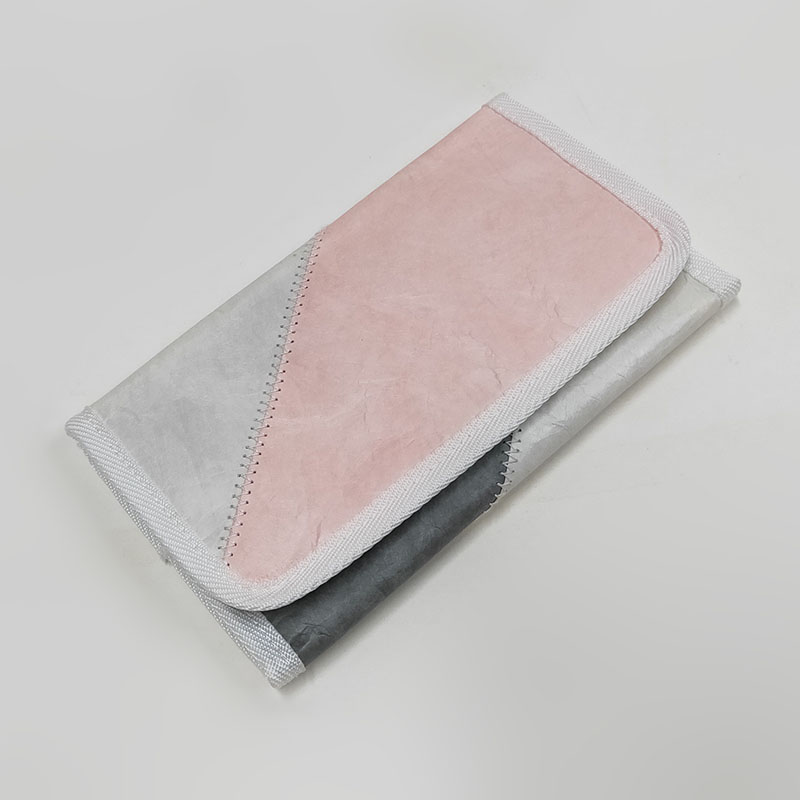 Elegant Passport Holder Tyvek - TRA009