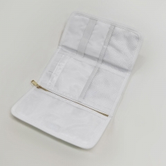 Elegant Passport Holder Tyvek - TRA010