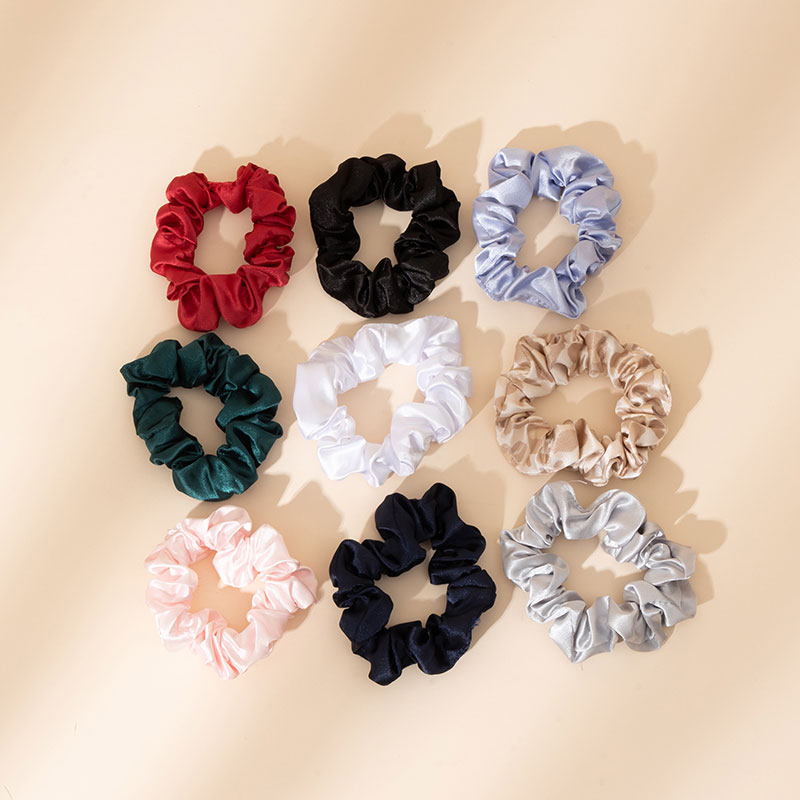 Daily Essential Beauty Scrunchie - BEA015