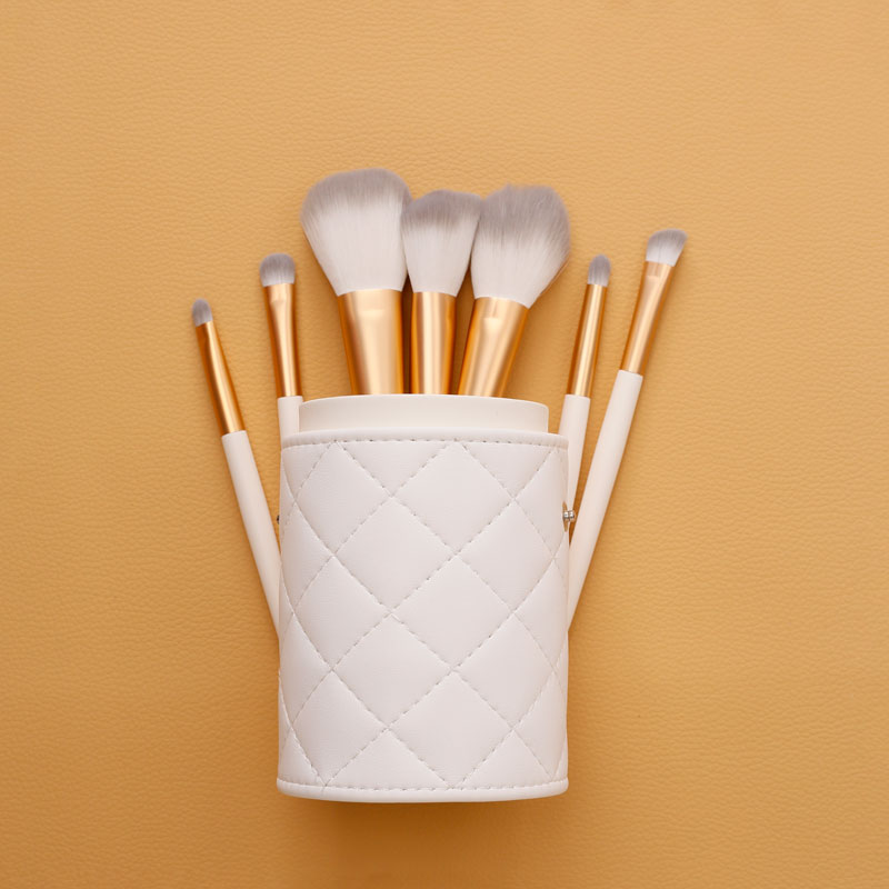Essential Pouch Brush Bag Recycled PU - BRP025