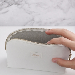 Essential Pouch Cosmetic Bag Recycled Leather - CBE005