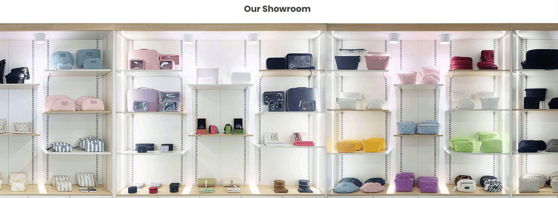 cosmetic bags show room